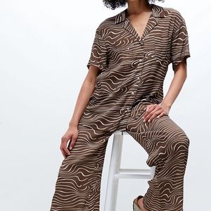 Charlie Holiday Brown Lola Shirt